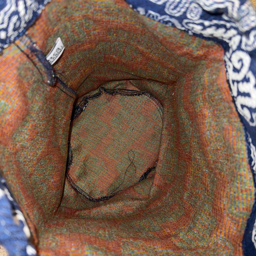 UCONN Tapestry Tote Bag by Riddle & Cockrell - Picture 3 of 4